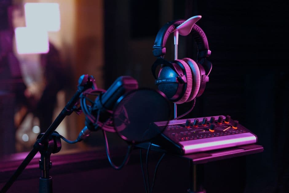 Best Recording Equipment for Home Studios in 2026