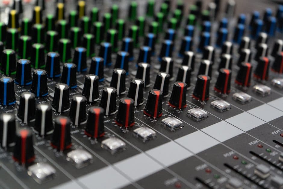 Best Ways to Sell Pro Audio Gear Without Middleman 2026
