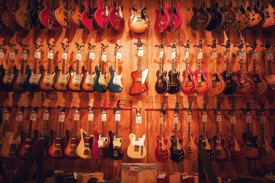 How Much Is My Vintage Guitar Worth? A 2026 Valuation Guide