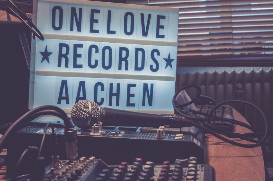 Best Home Music Recording Equipment 2026: Top 5 Ranked