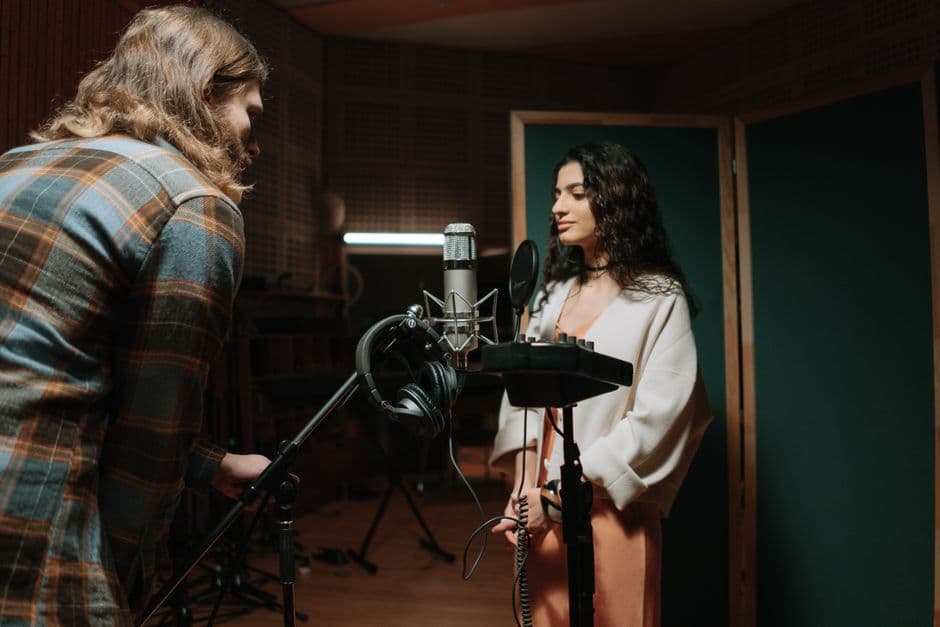 How to Find and Hire Music Professionals for Your Project