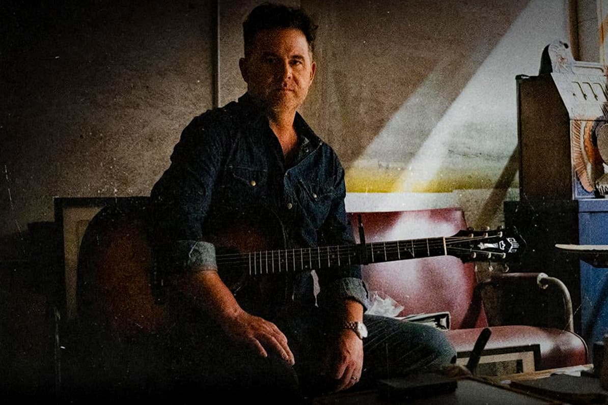 David Nail’s Flowers: A Decade of Living, Loss and Finding His Way Back to the Music