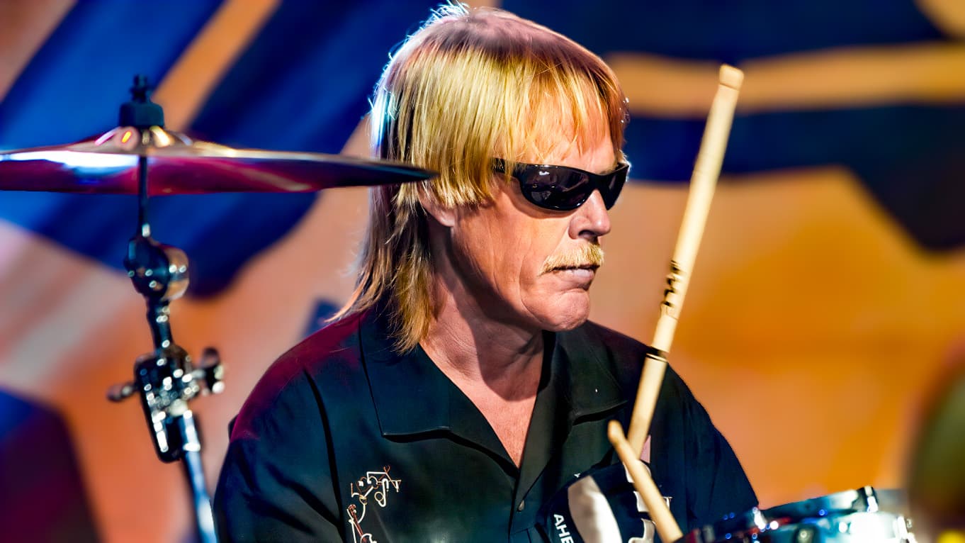 Frank Beard, ZZ Top’s Legendary Drummer, Dead at 77