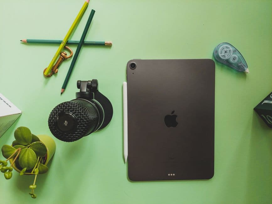Best Mini Microphone 2026: Top 5 Ranked for Content Creators