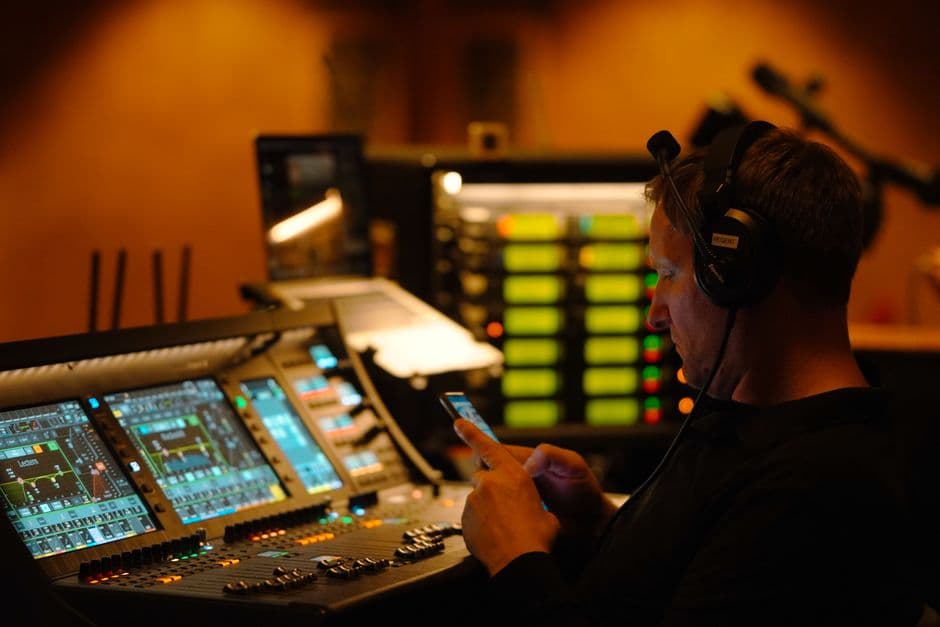 How to Price Used Recording Equipment: Complete Guide